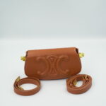 CELINE CLASSIQUE TRIOMPHE BAG باللون العسلي High Quality