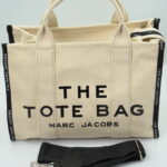 MARC JACOBS The Medium Traveller tote High Quality 33cm