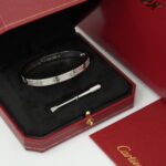 Cartier Love bracelet Full Diamond  ‏Master quality ‏Silver