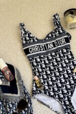 Christian Dior-DD One-Piece - תמונה 3