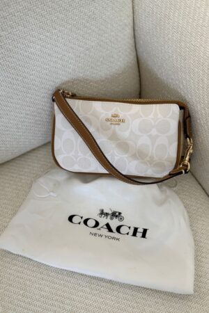 COACH | Nolita 19 Signature Canvas white
