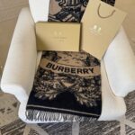 (Burberry Scarf (Wool