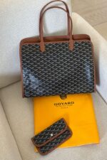 ⁦GOYARD HARDY PM THE CAT CANVAS BAG⁩ - الصورة ⁦2⁩