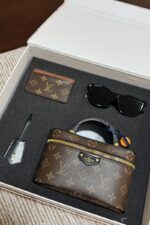 Louis Vuitton Set Leather(3)