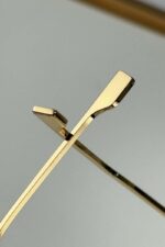 ⁦Fendi First Crystal FOL112V sunglasses in F Gold color⁩ - الصورة ⁦4⁩