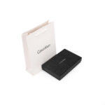 ⁦Calvin Klein men's pebbled leather wallet and  Airpods Cover set⁩ - الصورة ⁦3⁩