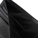 ⁦Calvin Klein Jeans black leather bifold wallet⁩ - الصورة ⁦7⁩