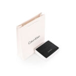 ⁦Calvin Klein Jeans Sculpted cardholder⁩ - الصورة ⁦4⁩