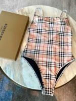 ⁦Burbbery One-Piece Swimsuit⁩ - الصورة ⁦4⁩