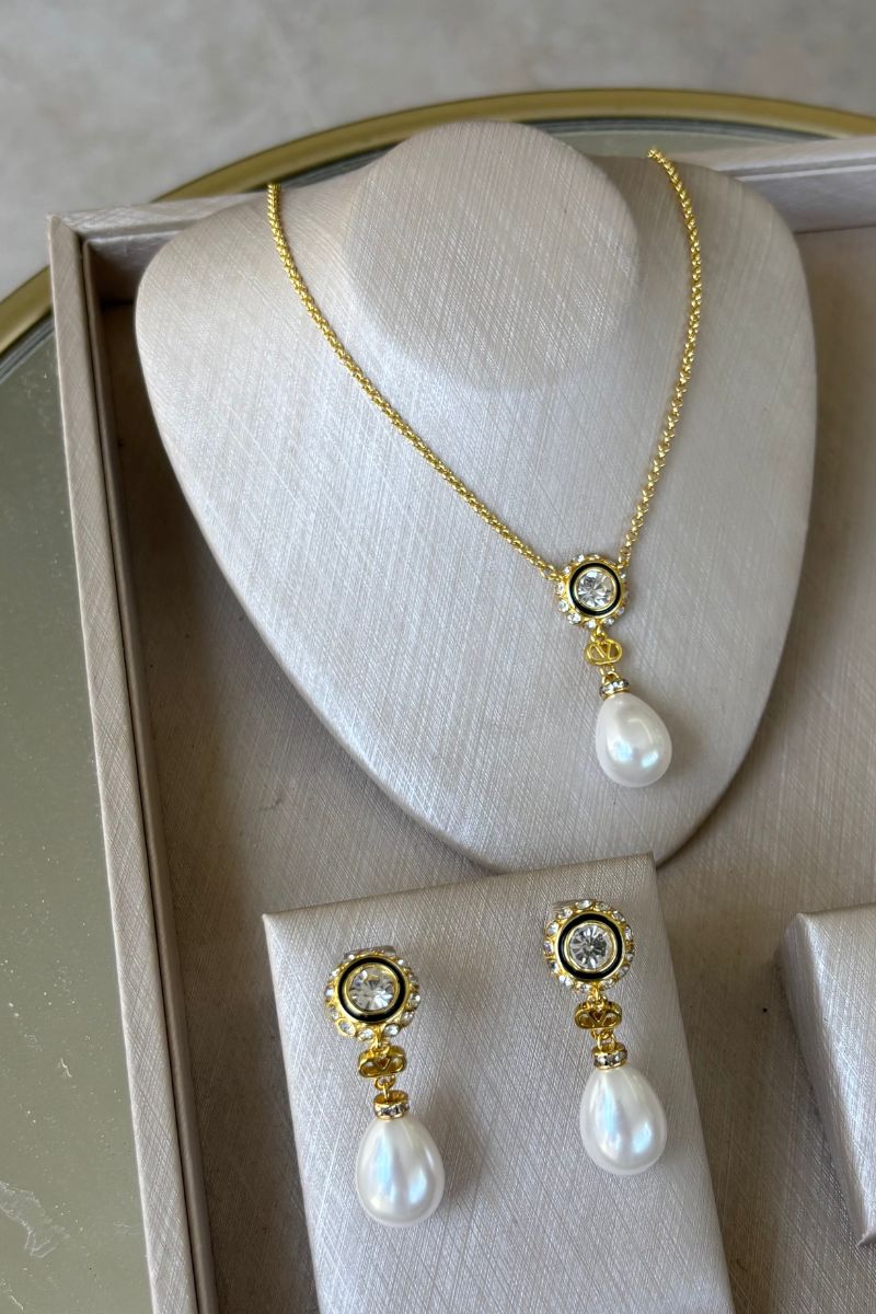 1 Valentino Garavani VLogo Signature Pearl Drop Necklace & Earrings - תמונה 1