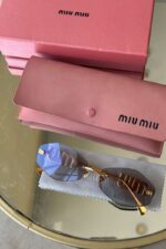 ⁦Miu Miu rimless sunglasses⁩ - الصورة ⁦6⁩