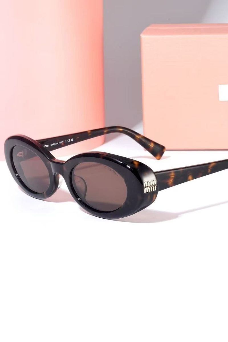 37 Miu Miu MU B09S sunglasses - תמונה 1