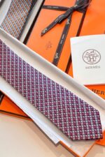 Hermès Silk Rope Hearts Tie Pin