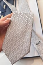Dior Grey Diamond Silk Tie - الصورة 3