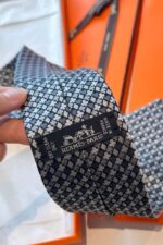 Hermès Silk Rope Hearts Tie Gr - الصورة 2