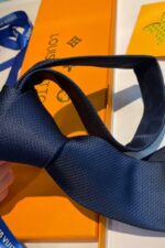 Louis Vuitton Signature Tie N - الصورة 4