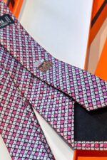 ⁦Hermès Silk Rope Hearts Tie Pin⁩ - الصورة ⁦4⁩