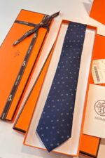 Hermès H Scintillant silk tie
