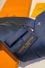 Louis Vuitton Signature Tie N - الصورة 6