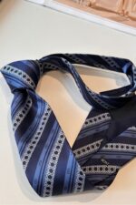 ⁦Dior Oblique Dual Tie in Blue Silk⁩ - الصورة ⁦4⁩