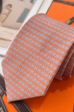 Hermès H Maillon Silk Tie OR - الصورة 3
